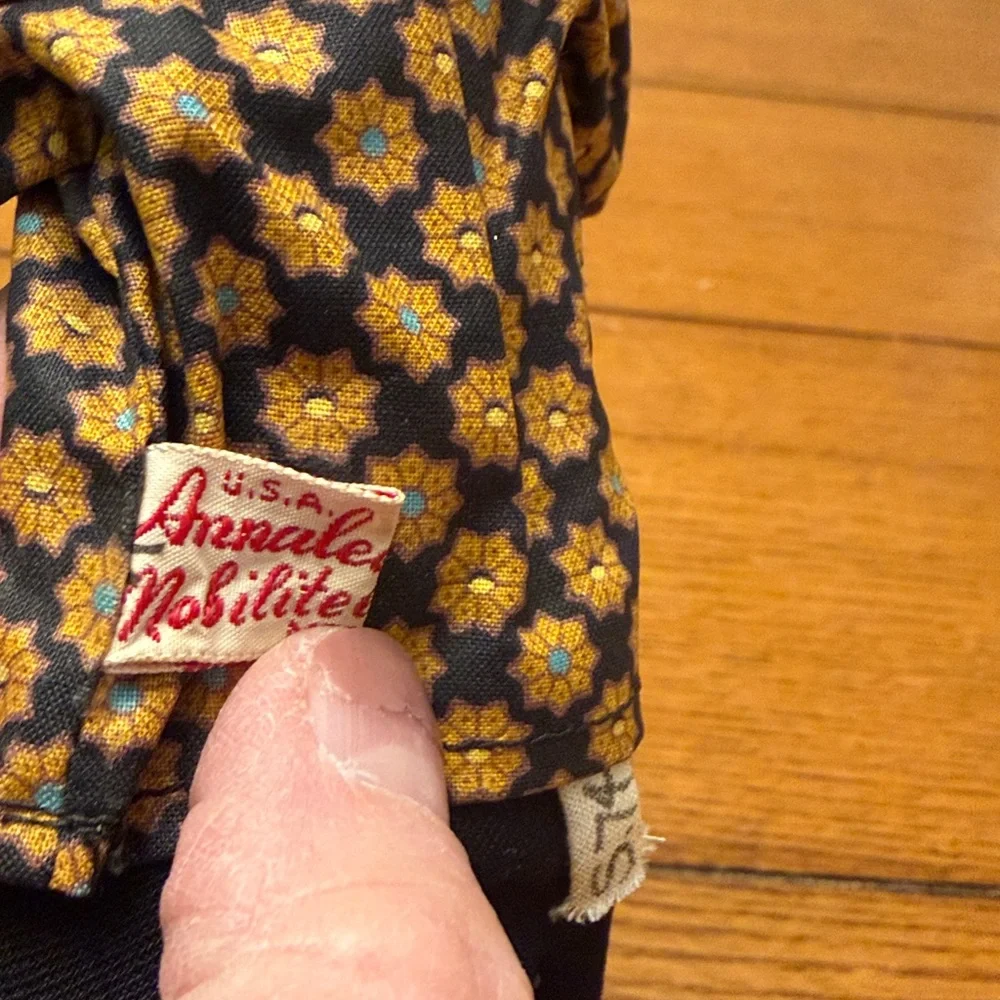 Annalee Doll - Picture 6 of 7